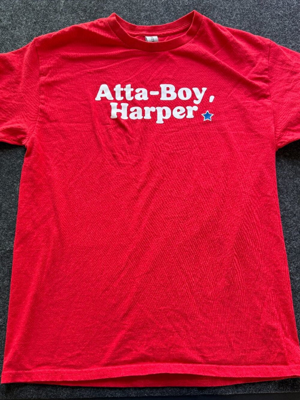 Atta-Boy Harper Graphic Tee Adult Medium Gildan Red Shirt